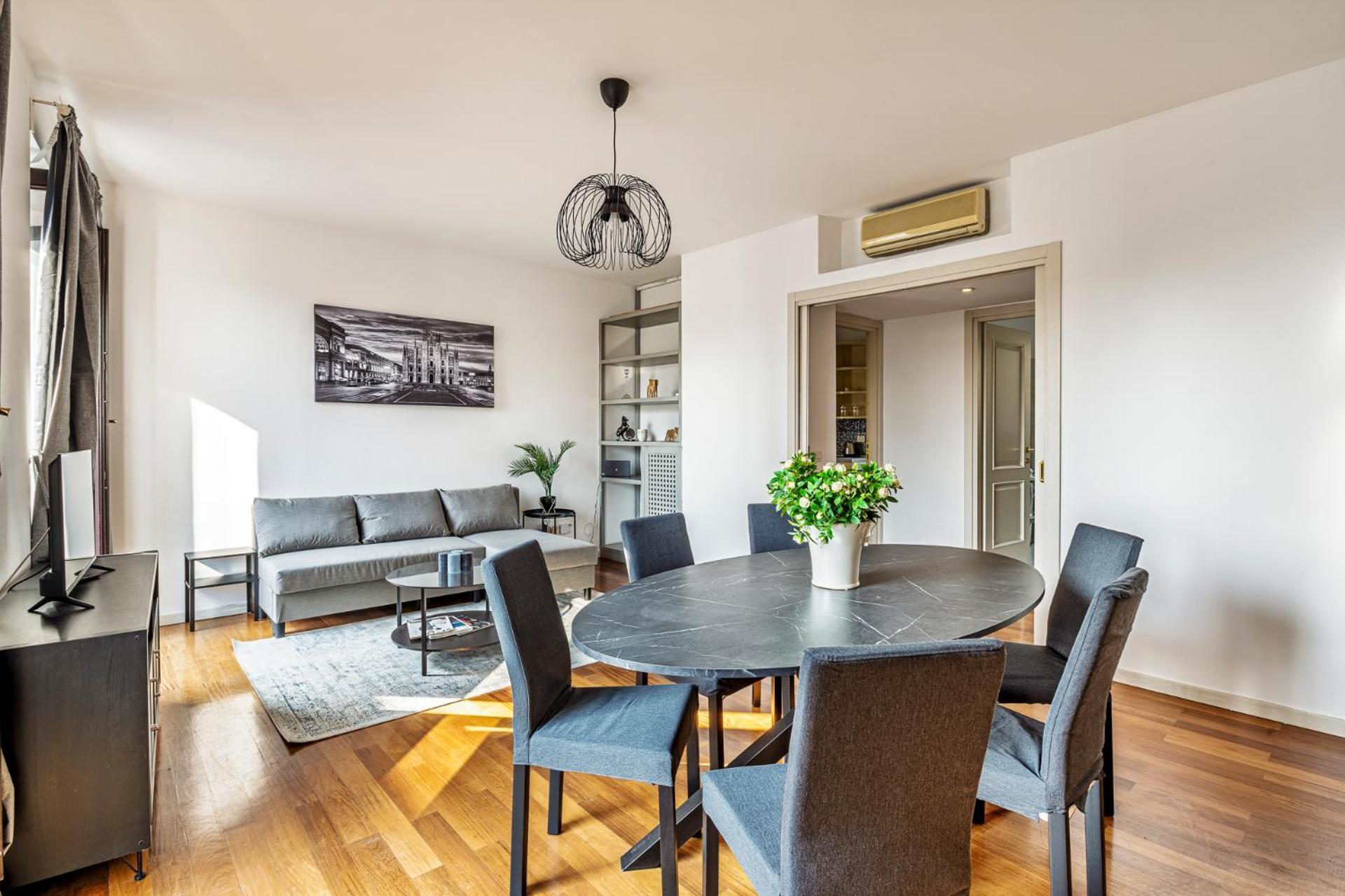 Elegant 2 Bedrooms Apartments Near Duomo Milán Exteriér fotografie